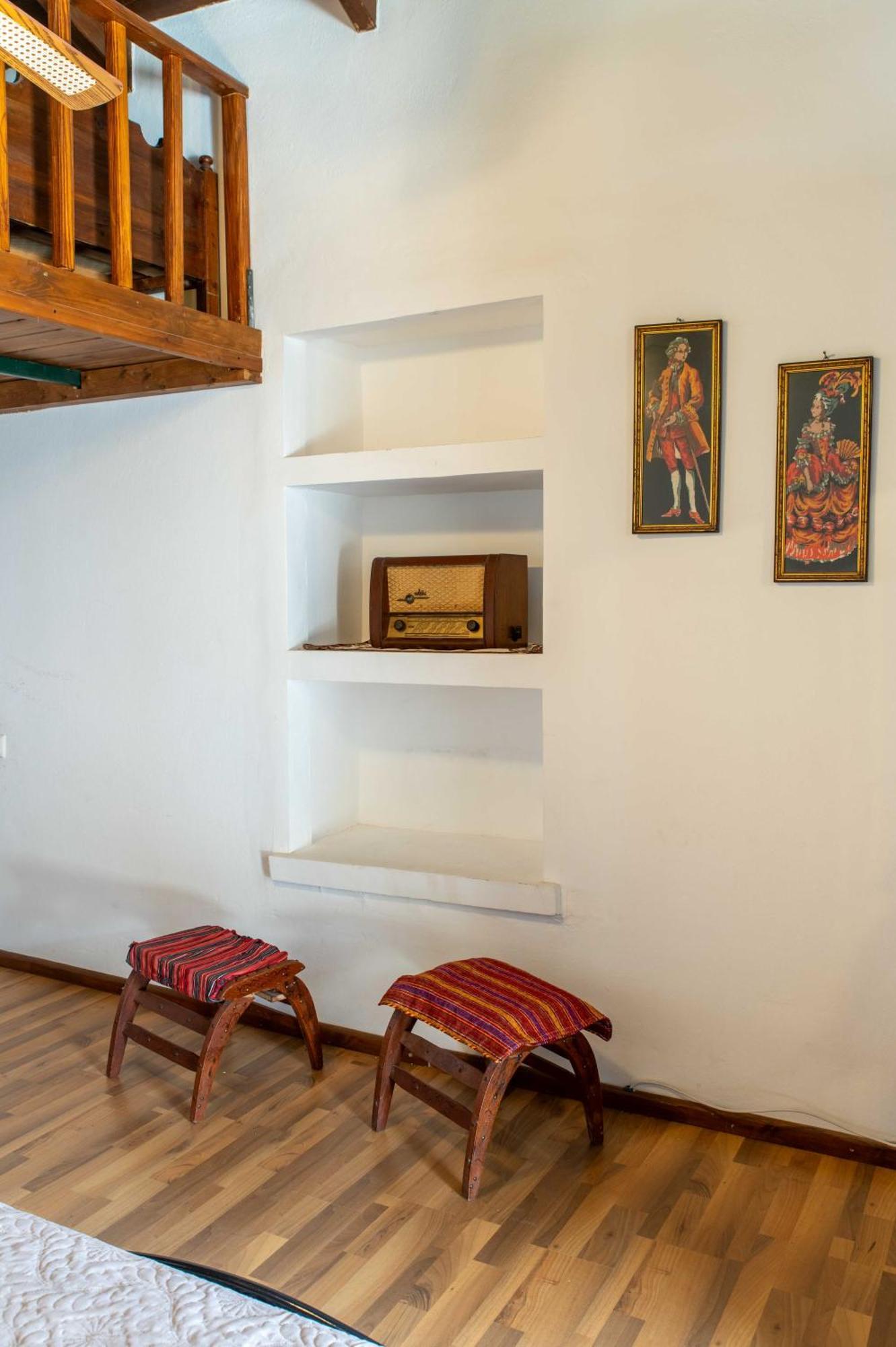 House Rachati Zarós エクステリア 写真