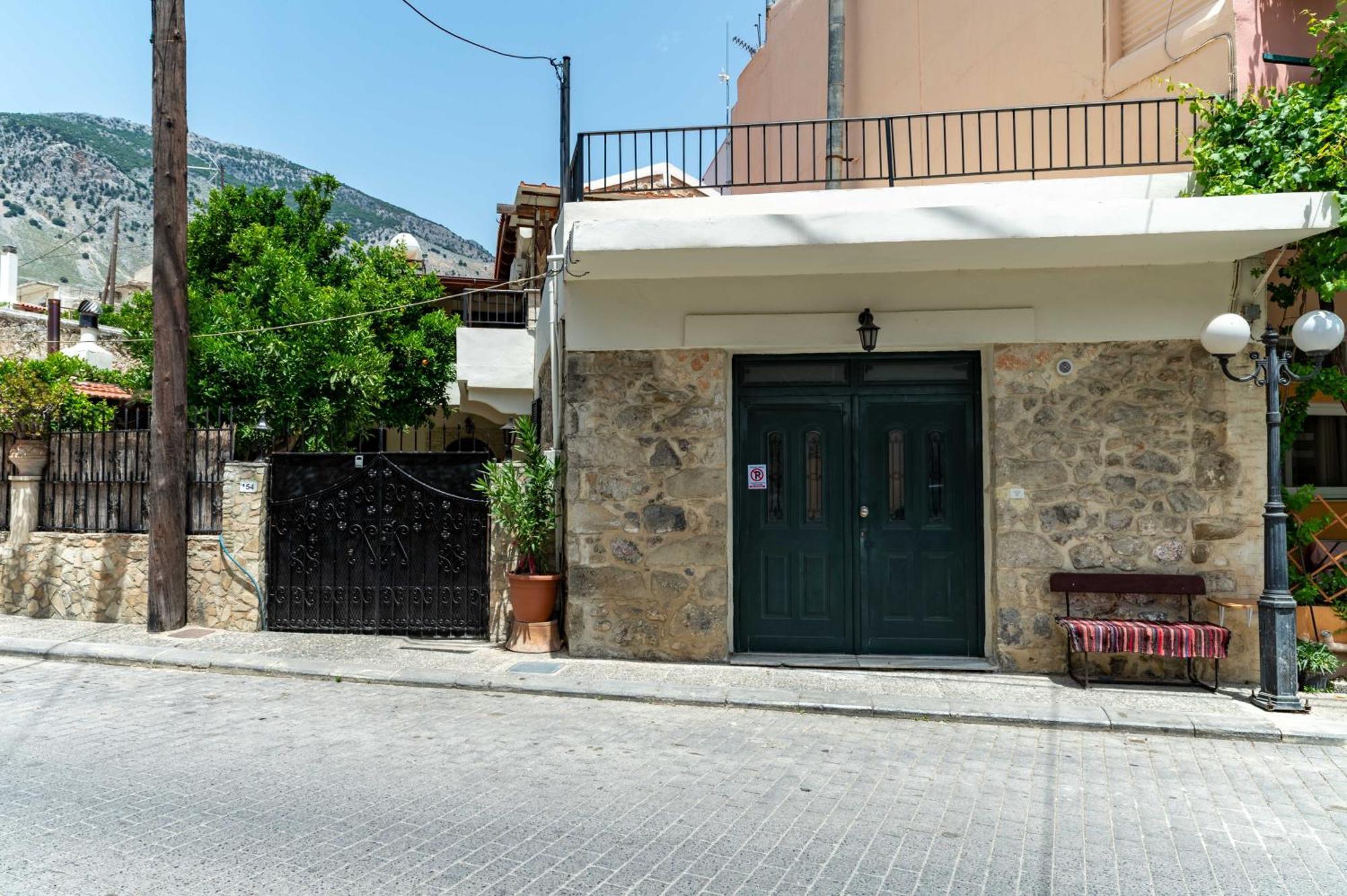 House Rachati Zarós エクステリア 写真